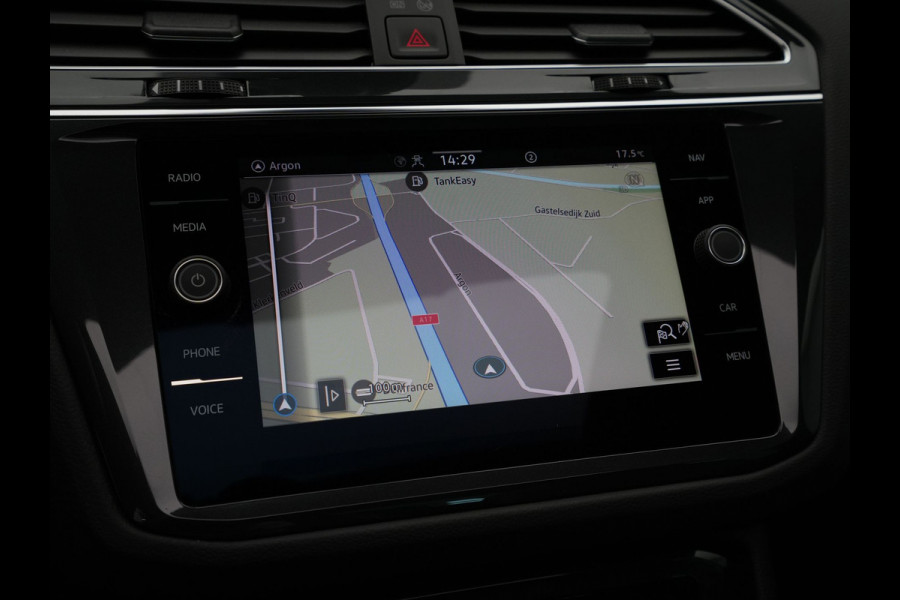 Volkswagen Tiguan 1.5 TSI 150pk DSG R-Line Panorama Camera Matrix Led Clima Carplay
