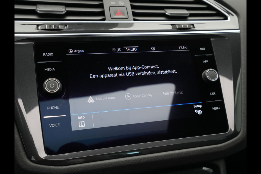 Volkswagen Tiguan 1.5 TSI 150pk DSG R-Line Panorama Camera Matrix Led Clima Carplay