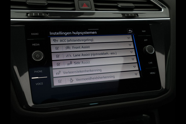 Volkswagen Tiguan 1.5 TSI 150pk DSG R-Line Panorama Camera Matrix Led Clima Carplay