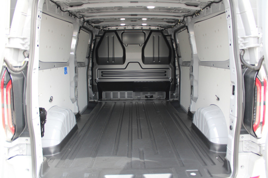 Ford Transit Custom 300 2.0 TDCI L2H1 Sport 170pk - 2x Schuifdeur - 19" LM velgen - ACC - Blind spot - Navi - Camera - Verwarmd stuur - 70l tank - R