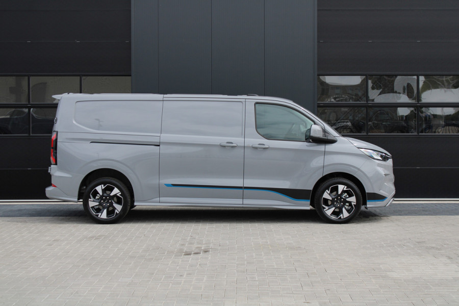 Ford Transit Custom 300 2.0 TDCI L2H1 Sport 170pk - 2x Schuifdeur - 19" LM velgen - ACC - Blind spot - Navi - Camera - Verwarmd stuur - 70l tank - R
