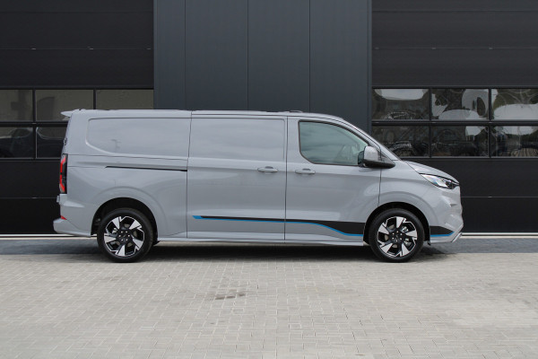 Ford Transit Custom 300 2.0 TDCI L2H1 Sport 170pk - 2x Schuifdeur - 19" LM velgen - ACC - Blind spot - Navi - Camera - Verwarmd stuur - 70l tank - R