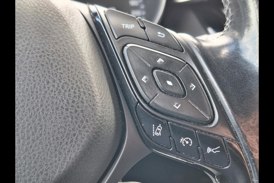 Toyota C-HR 1.8 Hybrid Executive | LED Pakket, Dodehoekherkenning, Navigatie, Stoel + Stuurverwarming, Keyless, Leer/Stof, 18 inch
