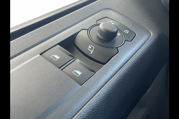 Ford Transit Custom 320 2.0 TDCI L2H1 170 PK AUT / NEXT LEVEL PACK PREMIUM Navigatie  / Camera / Adaptieve Cruise