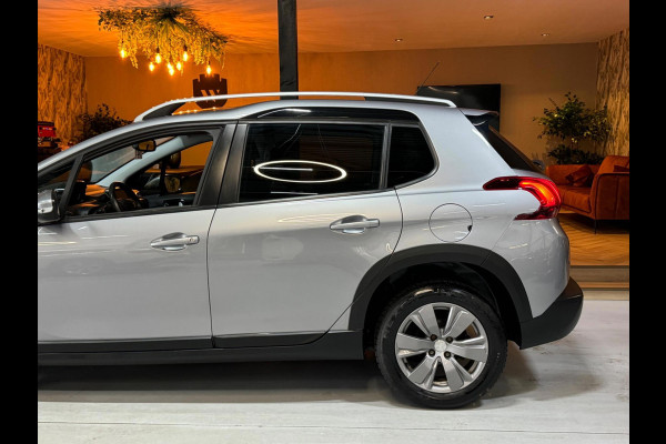 Peugeot 2008 1.2 PureTech Signature Garantie CarPlay StoelVW Parkeersensoren Cruise Navi Led Rijklaar