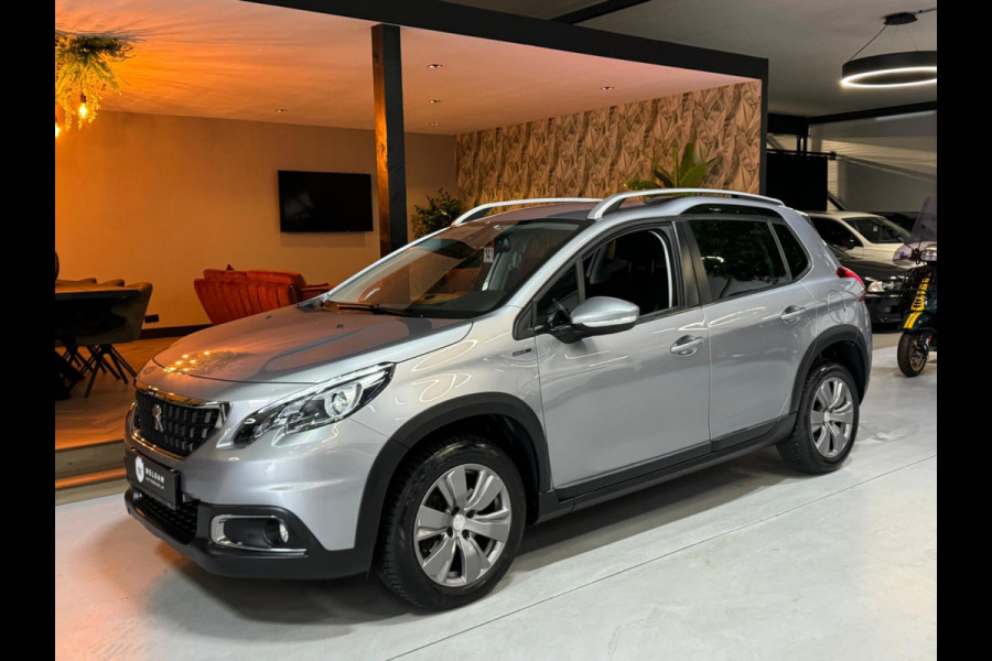 Peugeot 2008 1.2 PureTech Signature Garantie CarPlay StoelVW Parkeersensoren Cruise Navi Led Rijklaar