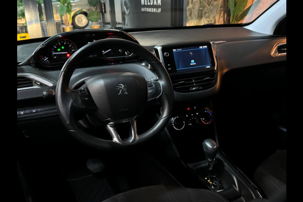 Peugeot 2008 1.2 PureTech Signature Garantie CarPlay StoelVW Parkeersensoren Cruise Navi Led Rijklaar