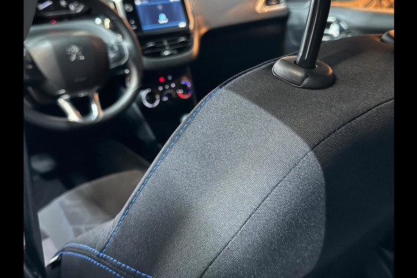 Peugeot 2008 1.2 PureTech Signature Garantie CarPlay StoelVW Parkeersensoren Cruise Navi Led Rijklaar