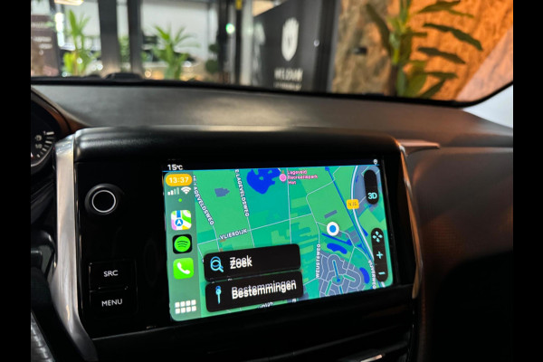 Peugeot 2008 1.2 PureTech Signature Garantie CarPlay StoelVW Parkeersensoren Cruise Navi Led Rijklaar