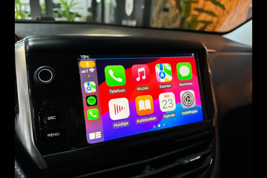 Peugeot 2008 1.2 PureTech Signature Garantie CarPlay StoelVW Parkeersensoren Cruise Navi Led Rijklaar