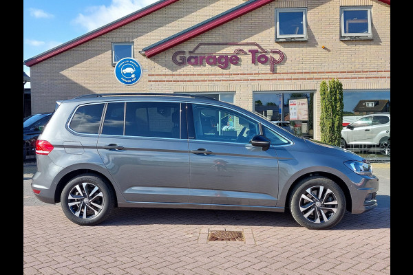 Volkswagen Touran 1.6 TDI Highline 7p | Trekhaak | ACC | 100% onderhouden