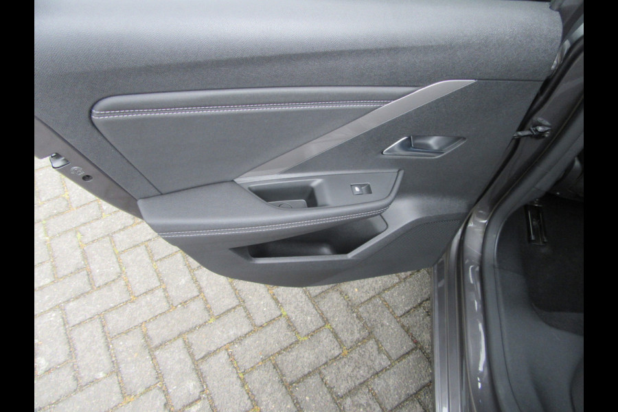 Opel Astra 1.2 GS-Line 130 PK . 360c Camera, Dak zwart (occasion)