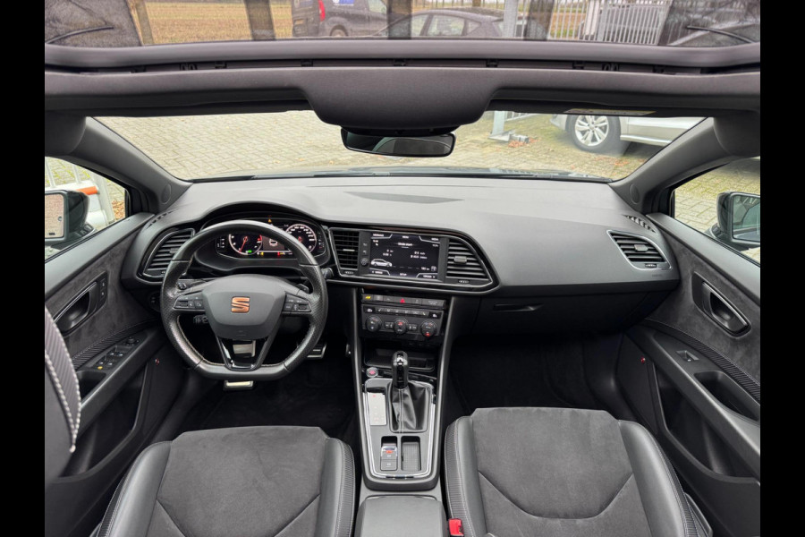 Seat León ST 2.0 TSI CUPRA R 300PK / VOL OPTIES / PANO DAK / ALCANTARA / ACC / BEATS AUDIO / VIRTUAL COCKP / 4-WHEEL