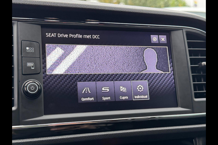 Seat León ST 2.0 TSI CUPRA R 300PK / VOL OPTIES / PANO DAK / ALCANTARA / ACC / BEATS AUDIO / VIRTUAL COCKP / 4-WHEEL