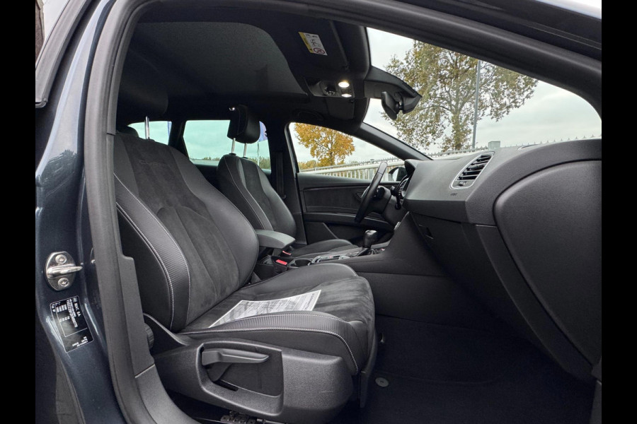 Seat León ST 2.0 TSI CUPRA R 300PK / VOL OPTIES / PANO DAK / ALCANTARA / ACC / BEATS AUDIO / VIRTUAL COCKP / 4-WHEEL