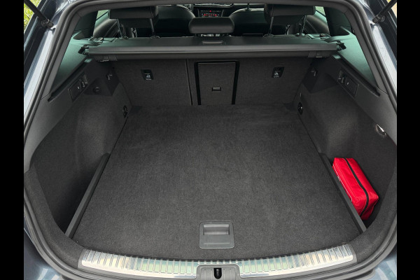 Seat León ST 2.0 TSI CUPRA R 300PK / VOL OPTIES / PANO DAK / ALCANTARA / ACC / BEATS AUDIO / VIRTUAL COCKP / 4-WHEEL