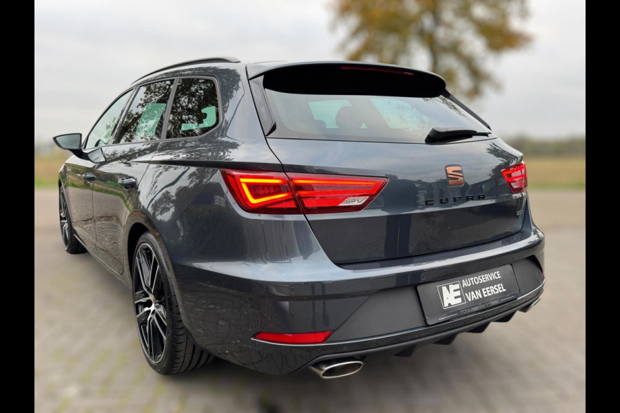 Seat León ST 2.0 TSI CUPRA R 300PK / VOL OPTIES / PANO DAK / ALCANTARA / ACC / BEATS AUDIO / VIRTUAL COCKP / 4-WHEEL