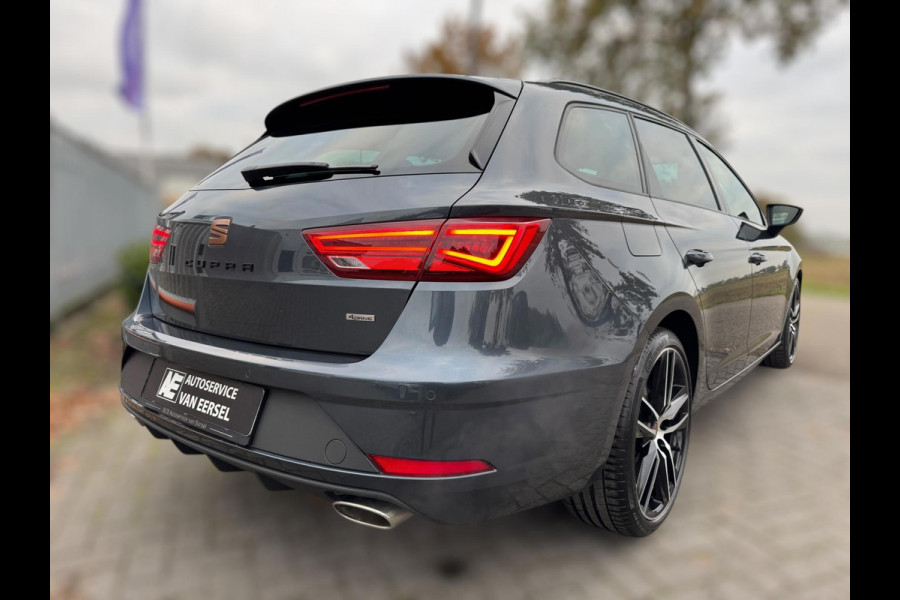 Seat León ST 2.0 TSI CUPRA R 300PK / VOL OPTIES / PANO DAK / ALCANTARA / ACC / BEATS AUDIO / VIRTUAL COCKP / 4-WHEEL