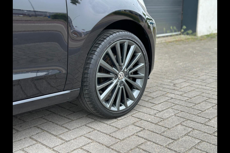 Volkswagen High up! 1.0 TSI BMT Clima Stoelverw 17'' Black