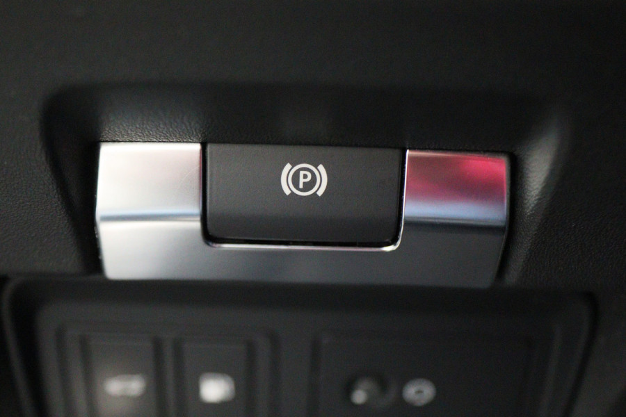 Land Rover Range Rover Evoque 1.5 P300e AWD R-Dynamic SE Panoramadak, Black Pack, Meridian Audio, ACC, Apple Carplay, Camera