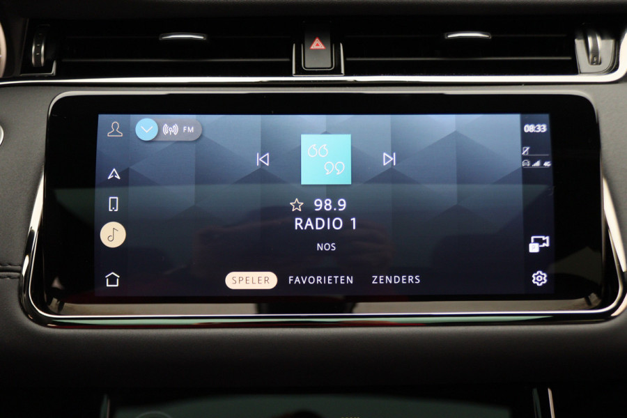Land Rover Range Rover Evoque 1.5 P300e AWD R-Dynamic SE Panoramadak, Black Pack, Meridian Audio, ACC, Apple Carplay, Camera