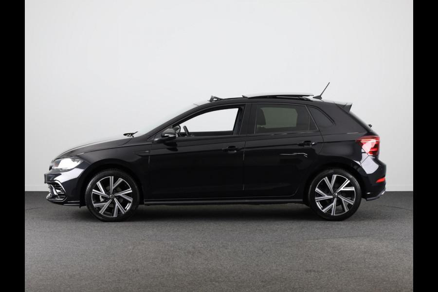 Volkswagen Polo 1.0 TSI R-Line 95PK Automaat (DSG) | Panorama dak | IQ Matrix led koplampen | Navigatie | Parkeercamera | Stoelverwarming | 17" LM velgen |