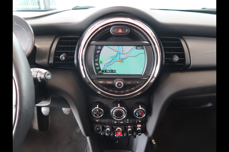 MINI Cooper 1.5 136pk Business Edition 5-drs. SCHUIFDAK/HARMANKARDON/HUD/CARPLAY/STOELVERWARMING