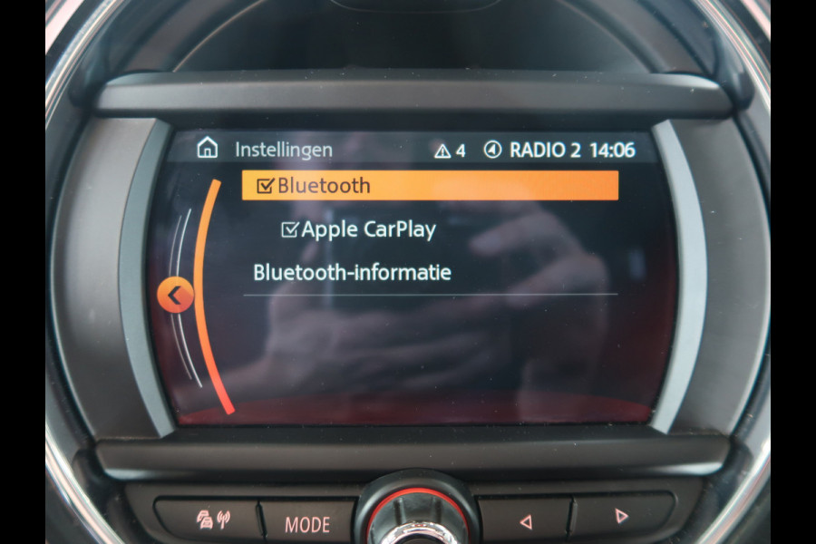 MINI Cooper 1.5 136pk Business Edition 5-drs. SCHUIFDAK/HARMANKARDON/HUD/CARPLAY/STOELVERWARMING