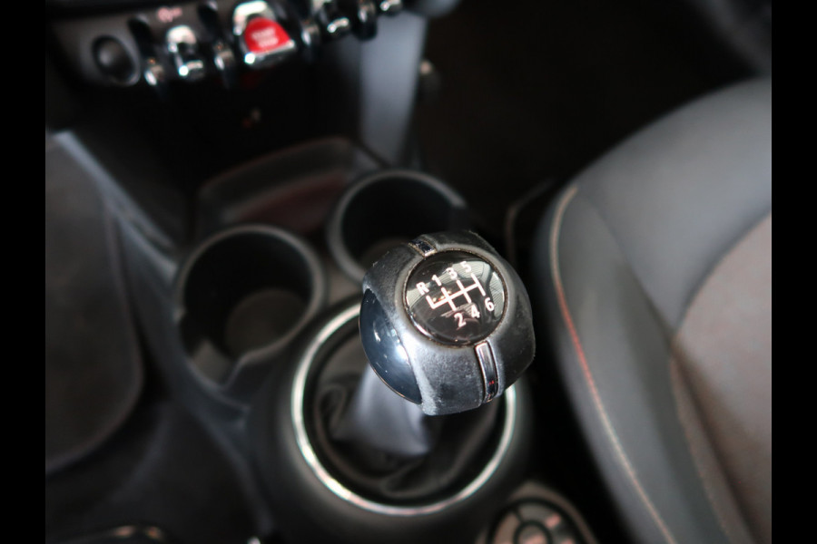MINI Cooper 1.5 136pk Business Edition 5-drs. SCHUIFDAK/HARMANKARDON/HUD/CARPLAY/STOELVERWARMING