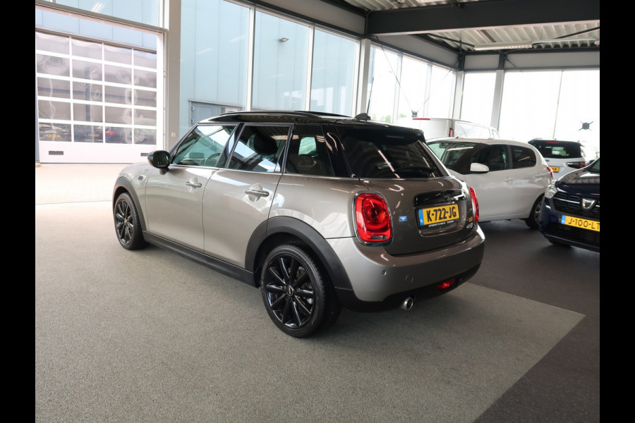 MINI Cooper 1.5 136pk Business Edition 5-drs. SCHUIFDAK/HARMANKARDON/HUD/CARPLAY/STOELVERWARMING