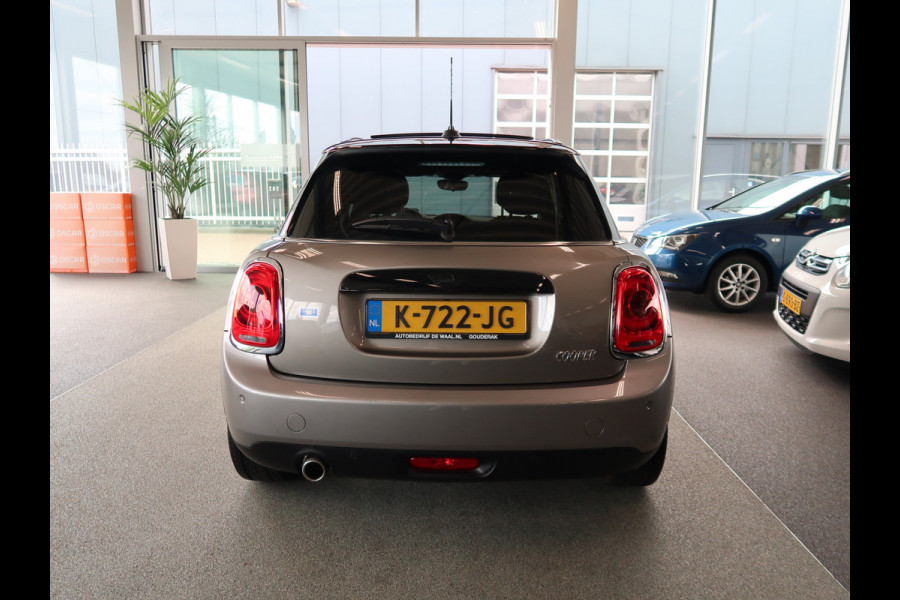 MINI Cooper 1.5 136pk Business Edition 5-drs. SCHUIFDAK/HARMANKARDON/HUD/CARPLAY/STOELVERWARMING