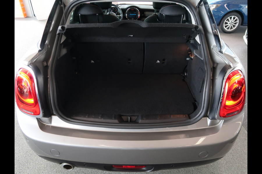 MINI Cooper 1.5 136pk Business Edition 5-drs. SCHUIFDAK/HARMANKARDON/HUD/CARPLAY/STOELVERWARMING