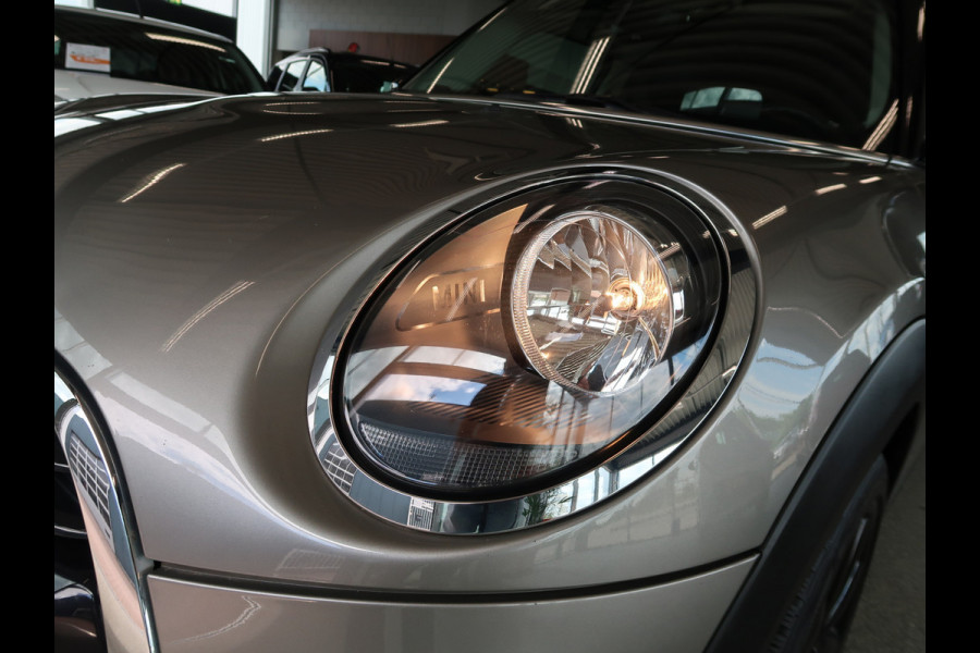 MINI Cooper 1.5 136pk Business Edition 5-drs. SCHUIFDAK/HARMANKARDON/HUD/CARPLAY/STOELVERWARMING