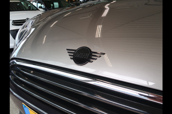 MINI Cooper 1.5 136pk Business Edition 5-drs. SCHUIFDAK/HARMANKARDON/HUD/CARPLAY/STOELVERWARMING