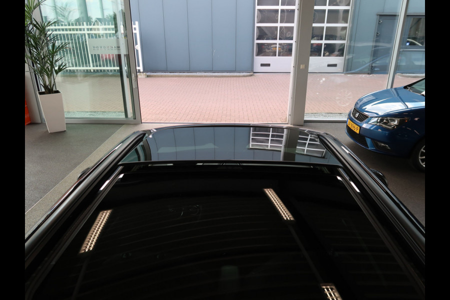MINI Cooper 1.5 136pk Business Edition 5-drs. SCHUIFDAK/HARMANKARDON/HUD/CARPLAY/STOELVERWARMING