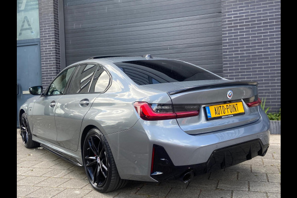 BMW 3-serie 320 PERFORMANCE/CARBON/HEADUP/LASER