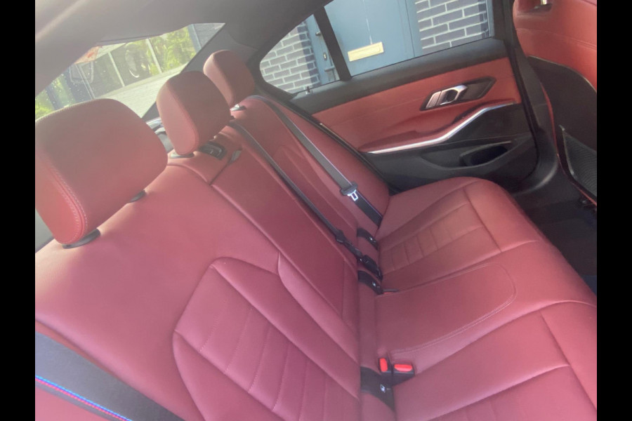 BMW 3-serie 320 PERFORMANCE/CARBON/HEADUP/LASER
