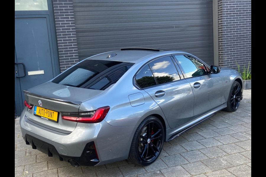 BMW 3-serie 320 PERFORMANCE/CARBON/HEADUP/LASER