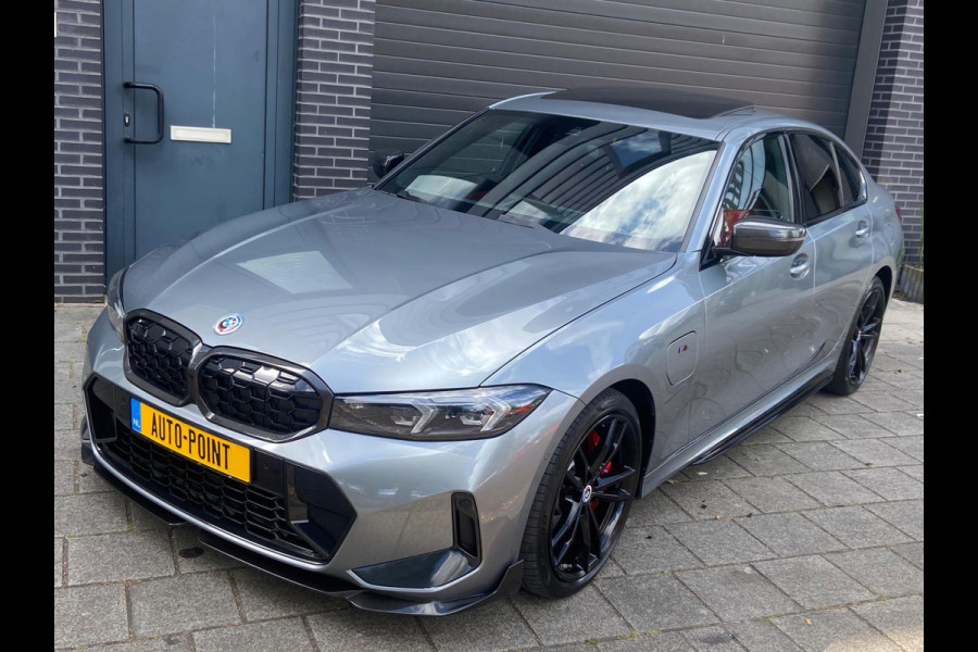 BMW 3-serie 320 PERFORMANCE/CARBON/HEADUP/LASER