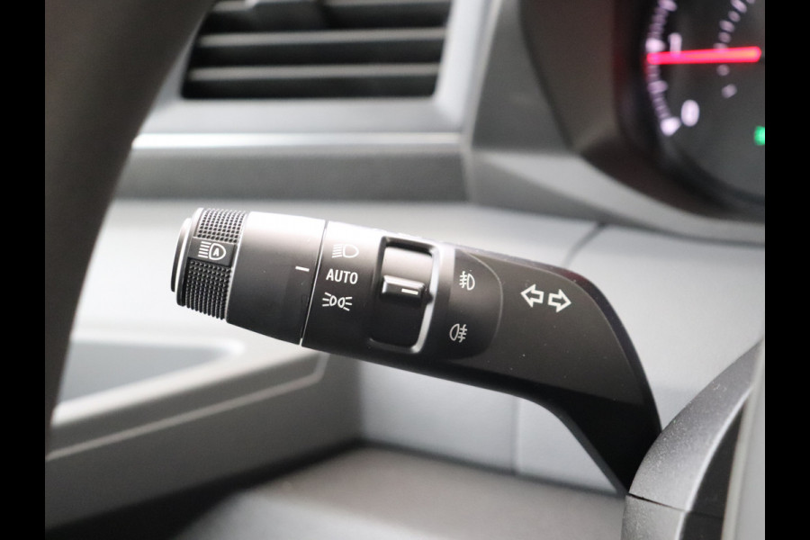 Renault Master T35 150 PK L2H2 EXTRA NIEUW MODEL ( BPM VRIJ ) LED AIRCO ECC CARPLAY CAMERA PARKEERSENSOREN LANE ASSIST 270 GRADEN DEUREN