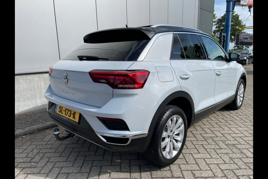 Volkswagen T-Roc 1.5 TSI Sport / Panorama Dak / Stoelverwarming