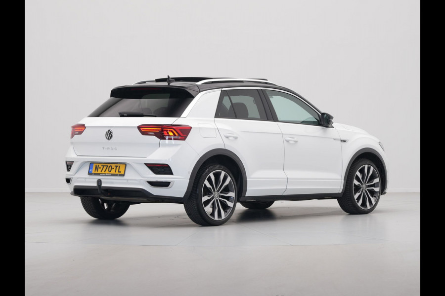 Volkswagen T-Roc 1.5 TSI Sport Business R Navigatie Camera Adaptive Cruise Pano Trekhaak