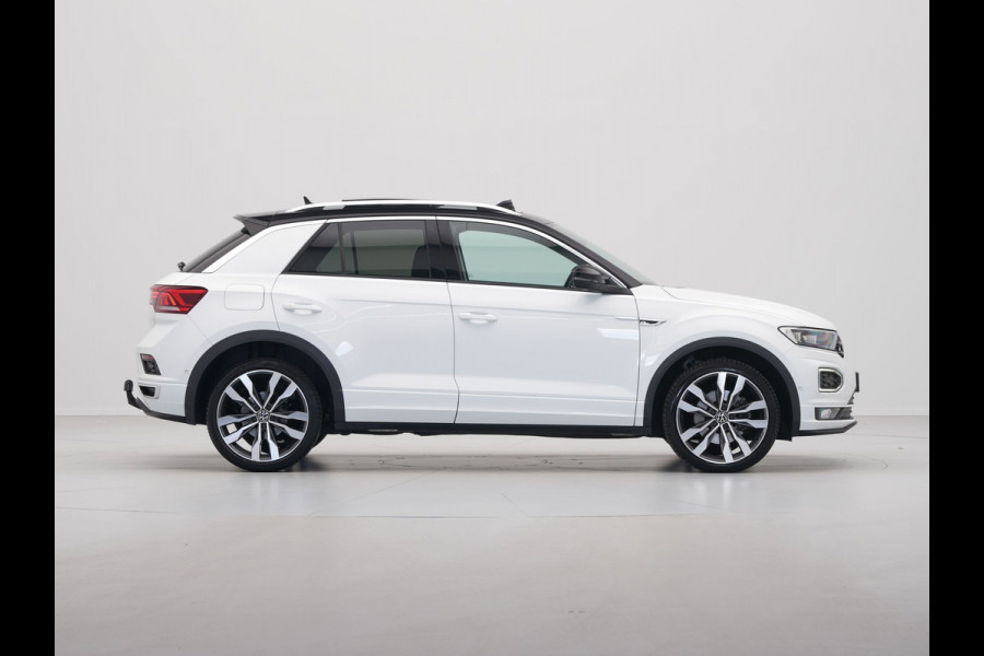 Volkswagen T-Roc 1.5 TSI Sport Business R Navigatie Camera Adaptive Cruise Pano Trekhaak