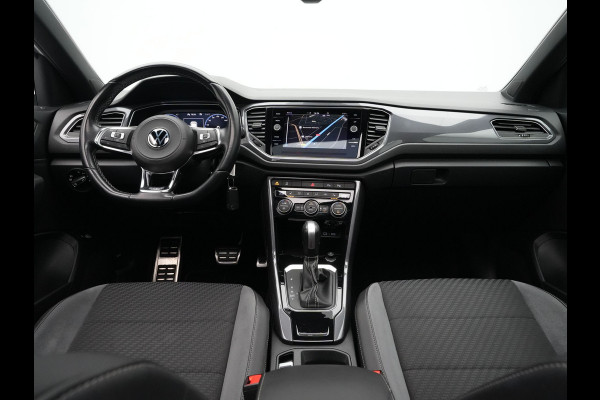 Volkswagen T-Roc 1.5 TSI Sport Business R Navigatie Camera Adaptive Cruise Pano Trekhaak