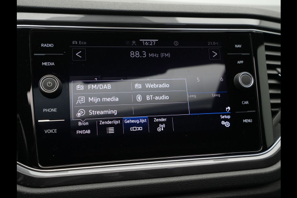 Volkswagen T-Roc 1.5 TSI Sport Business R Navigatie Camera Adaptive Cruise Pano Trekhaak
