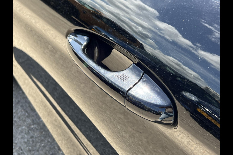 Ford Fiesta 1.0 EcoBoost Hybrid Titanium | Winter Pack | Navigatie | Camera |