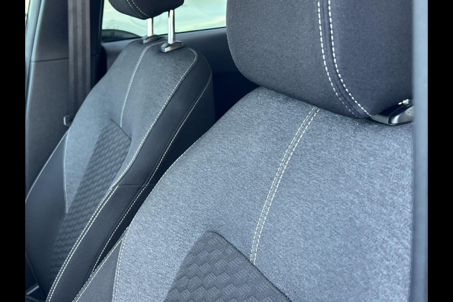 Ford Fiesta 1.0 EcoBoost Hybrid Titanium | Winter Pack | Navigatie | Camera |