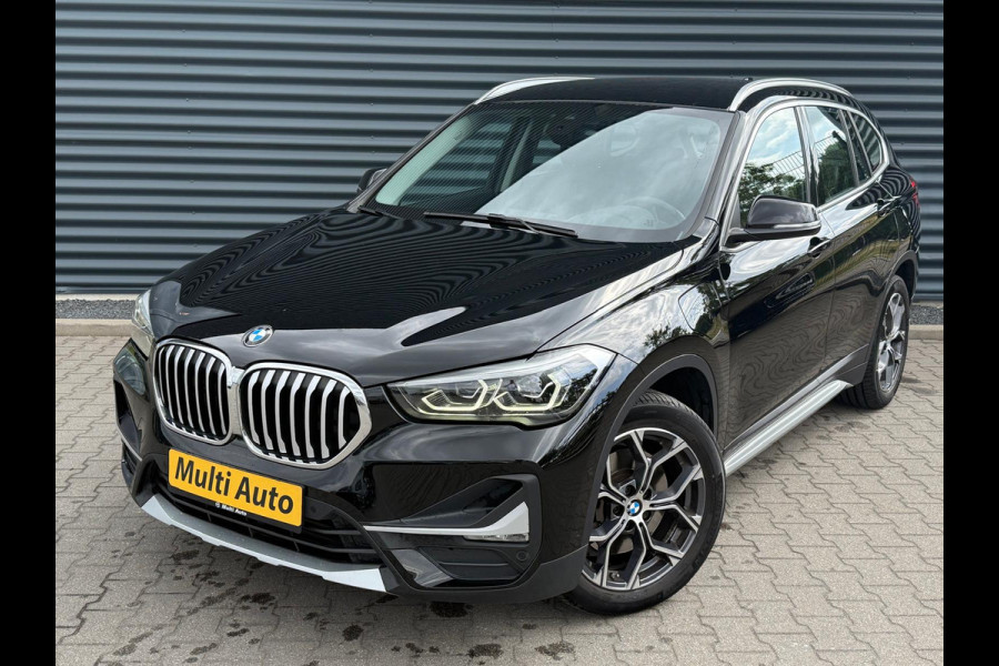 BMW X1 xDrive25e xLine PLug in Hybrid 220 pk | PHEV | Navi Pro | DAB | 18"L.M | LED Koplampen | Stoelverwarming | Sfeerverlichting |