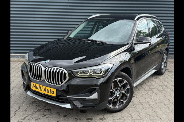 BMW X1 xDrive25e xLine PLug in Hybrid 220 pk | PHEV | Navi Pro | DAB | 18"L.M | LED Koplampen | Stoelverwarming | Sfeerverlichting |
