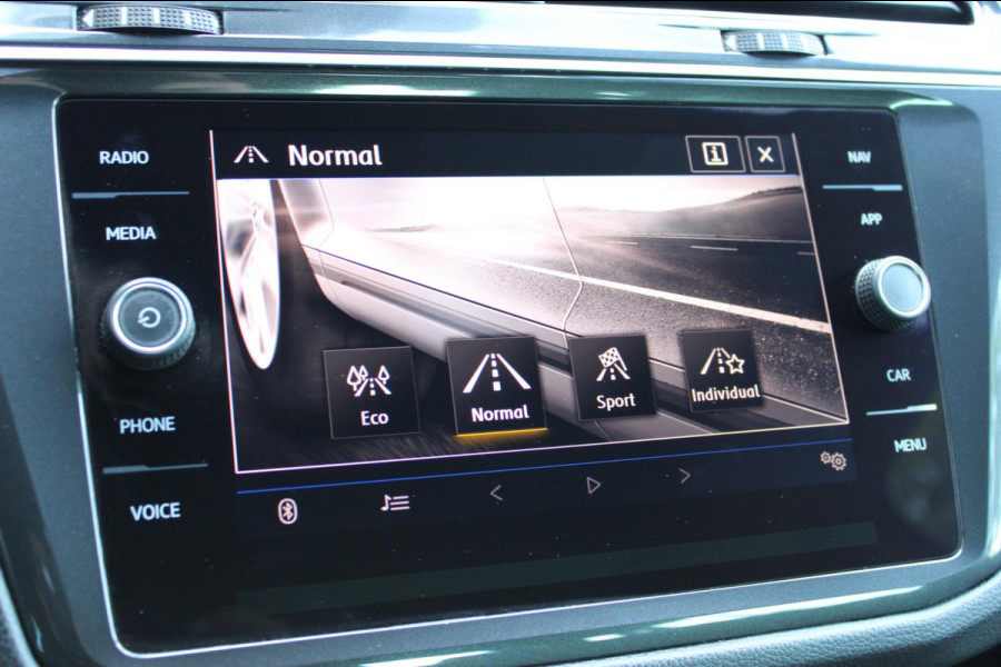 Volkswagen Tiguan 1.4 TSI 4Motion Highline Business R Nap